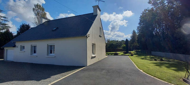 Maison à PLESTIN-LES-GREVES