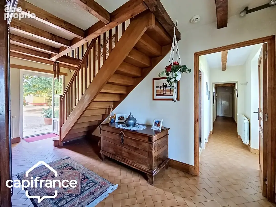 Saint-Martin-de-Sanzay (79) – Maison en pierre rénovée 203 m² – vie de plain-pied – studio indépendant – dépendances – terrain 4 - photo 5
