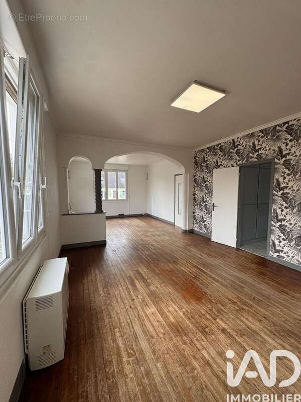 Photo 4 - Maison à DAMMARIE-LES-LYS