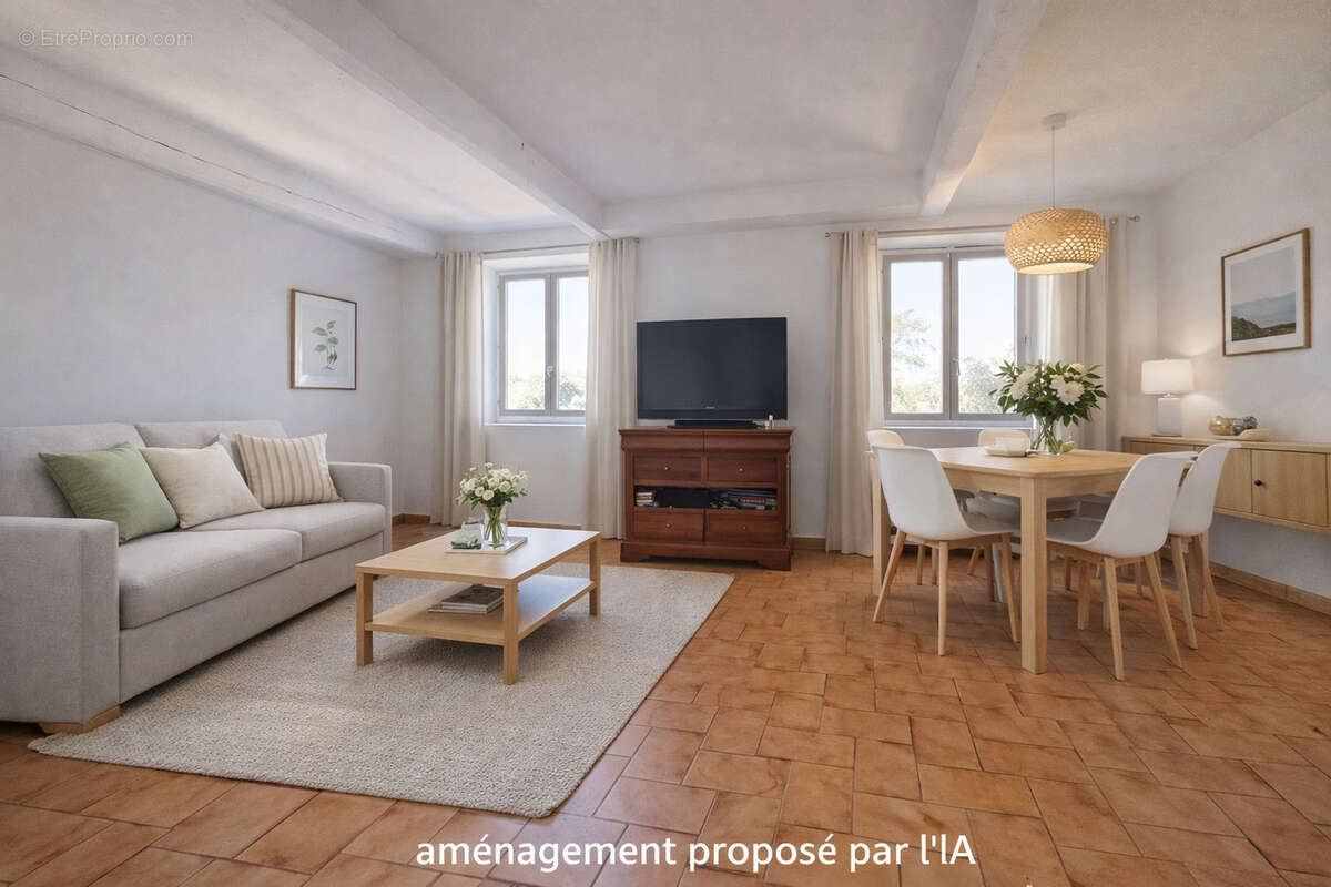 Appartement à LA COLLE-SUR-LOUP