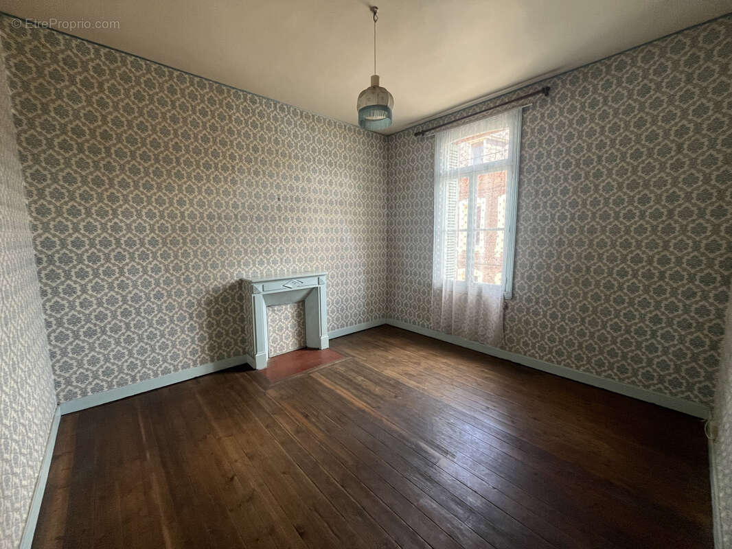 Maison avec deux chambres à TULLY - photo 7