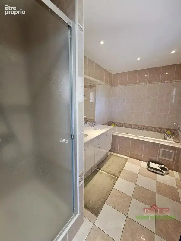 SAINT JUST CHALEYSSIN, Magnifique Villa T4 de 135 m² avec terrain de 1500 m². - photo 16