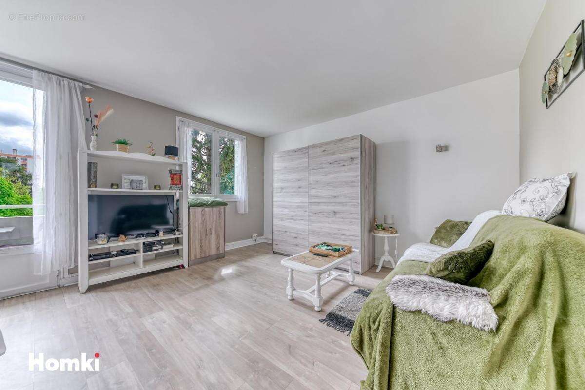 Appartement à BRON