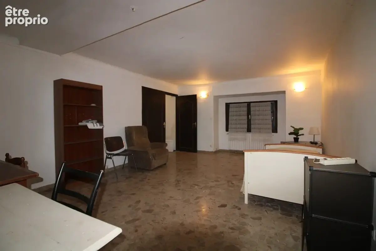 Maison à NIMES
