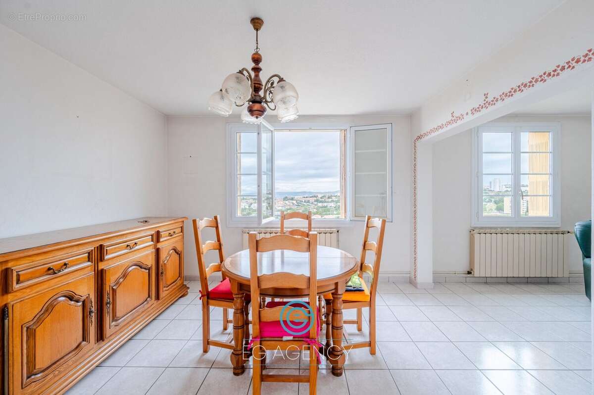 Appartement à MARSEILLE-15E