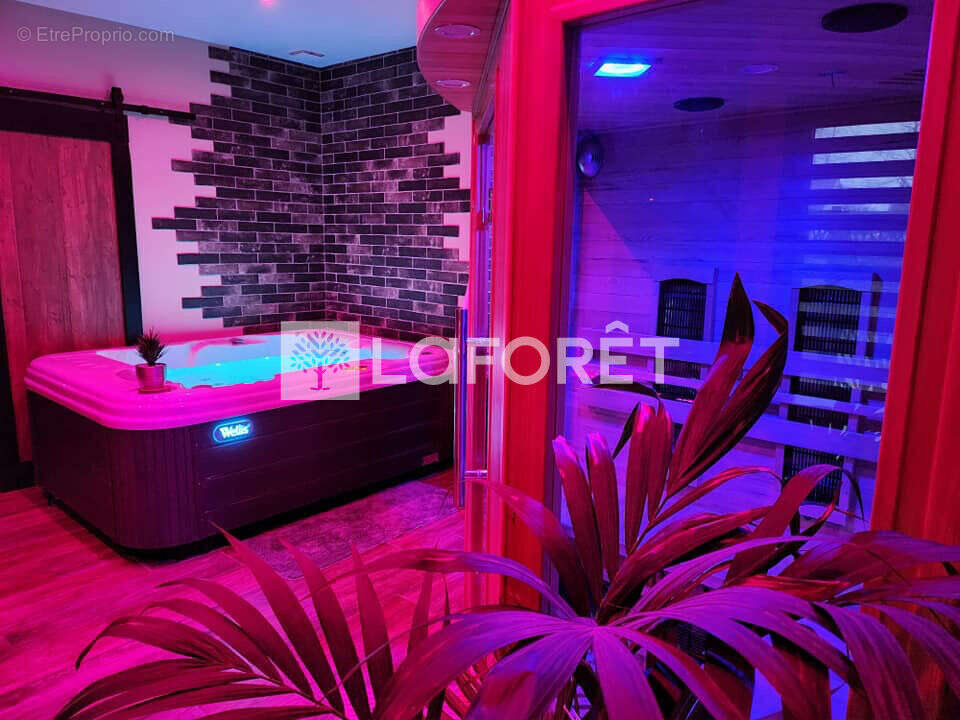 Maison à NIELLES-LES-ARDRES