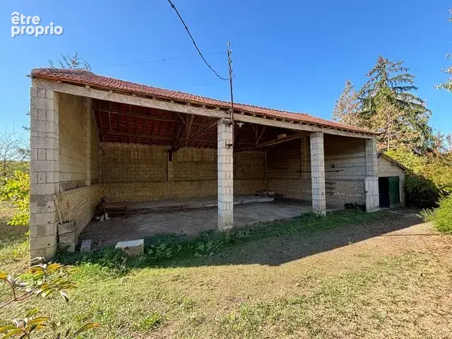 Maison ancienne avec grandes dependances - photo 6