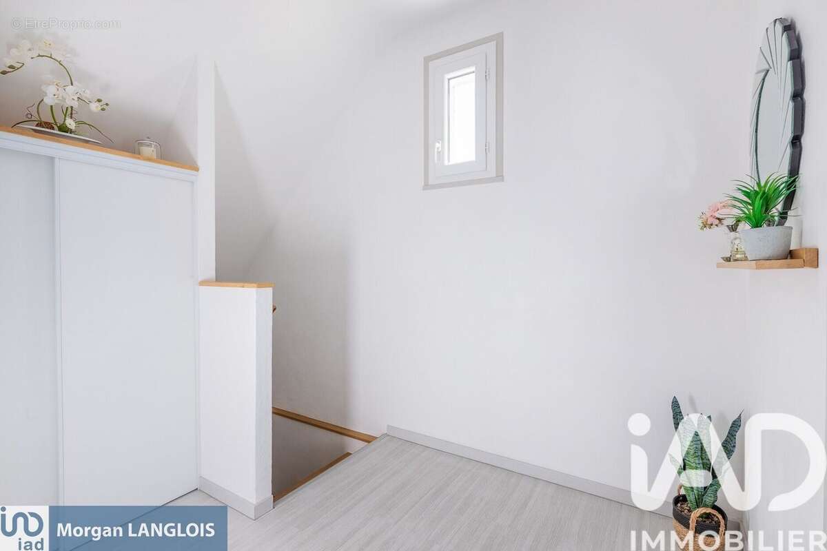 Maison 88 m² à Viry-Chatillon  - photo 9