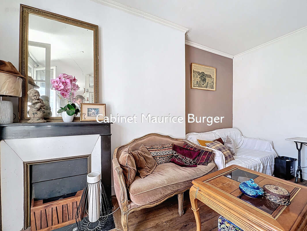 Appartement à PARIS-15E