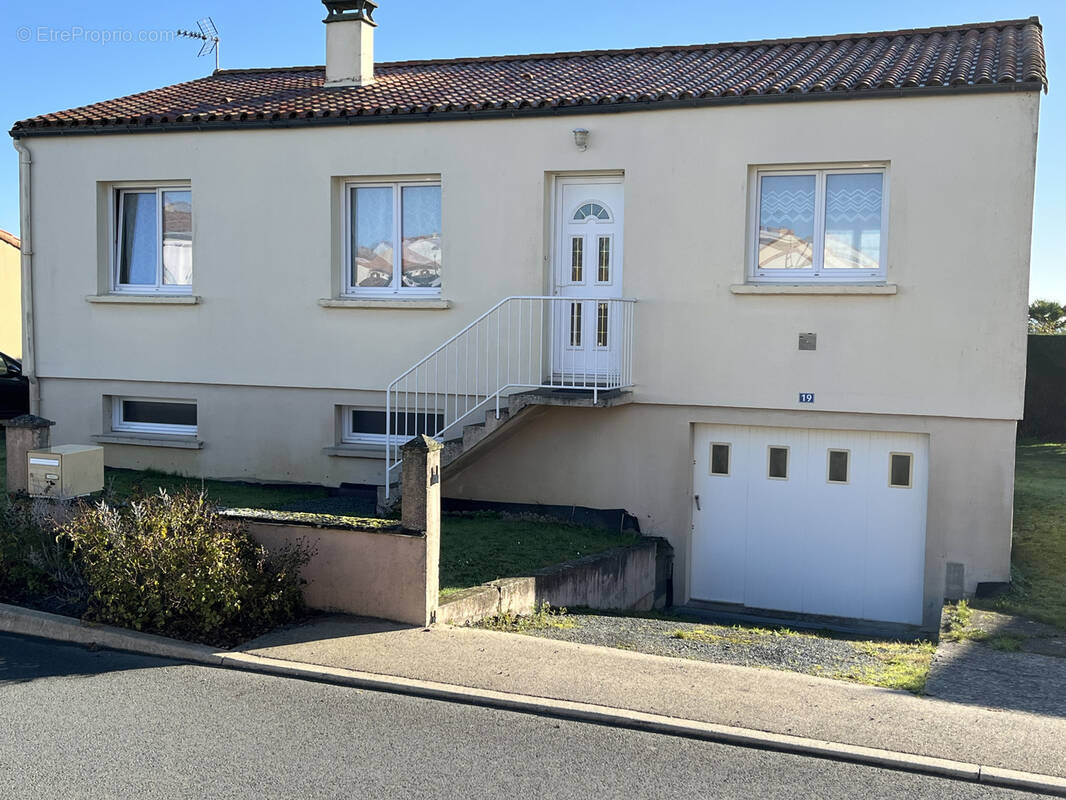 Maison à LE BOUPERE