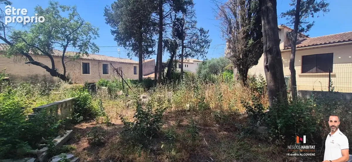Castries terrain a batir de 257m2 centre village - photo 2