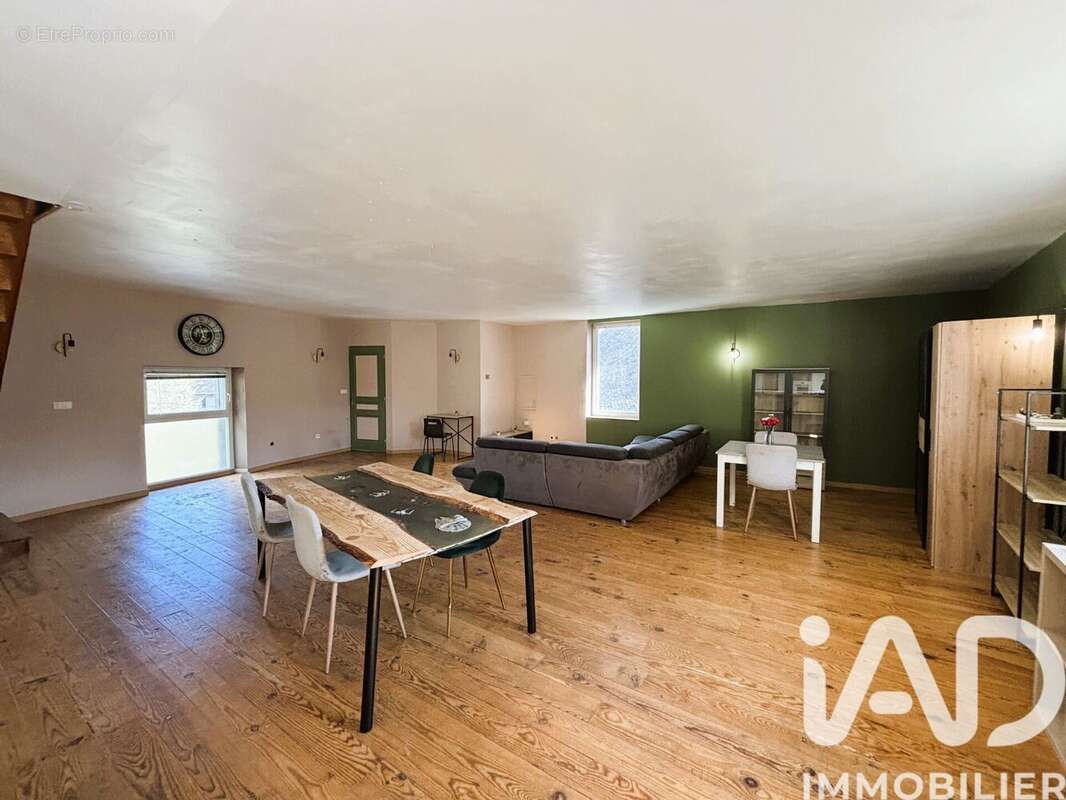 Maison 124 m² à Pressins  - photo 3