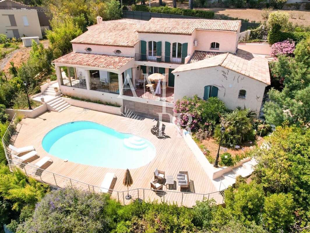 Maison à CANNES