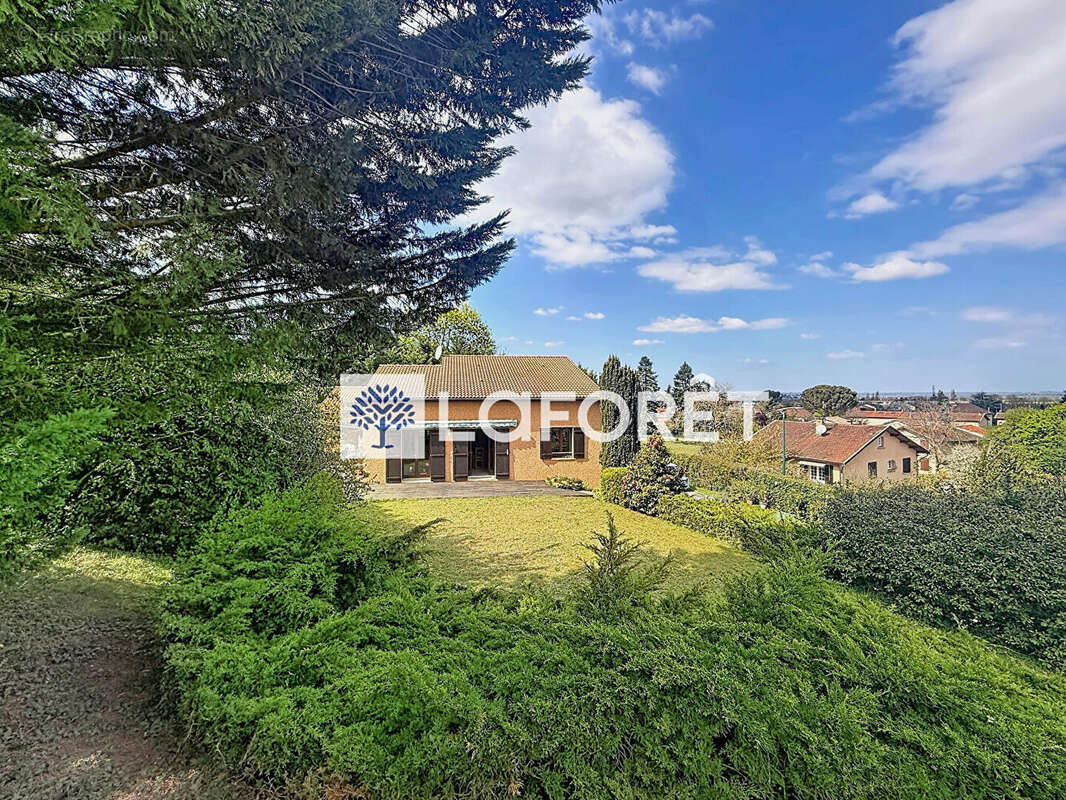 Maison à PUSIGNAN
