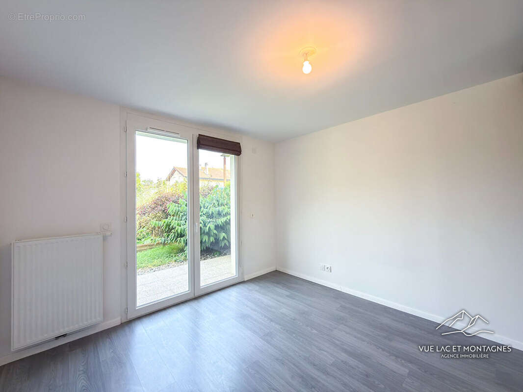 Appartement à CHENS-SUR-LEMAN