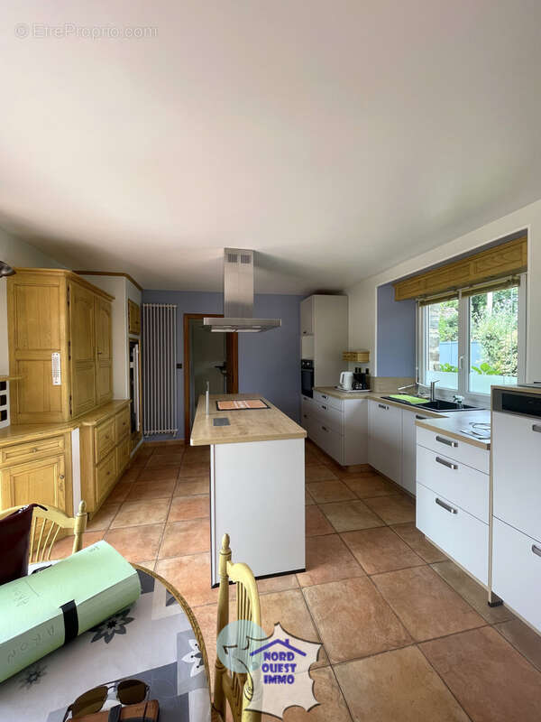 Maison à MAYENNE