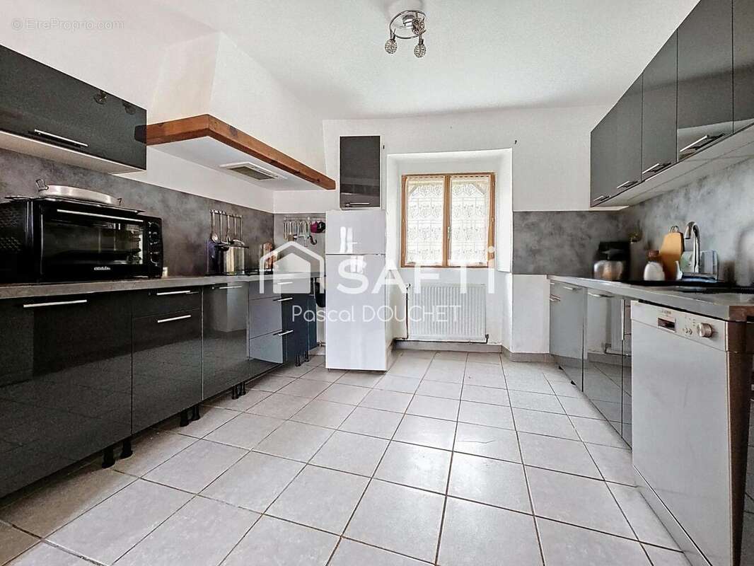 Photo 5 - Maison à COULONGES-COHAN