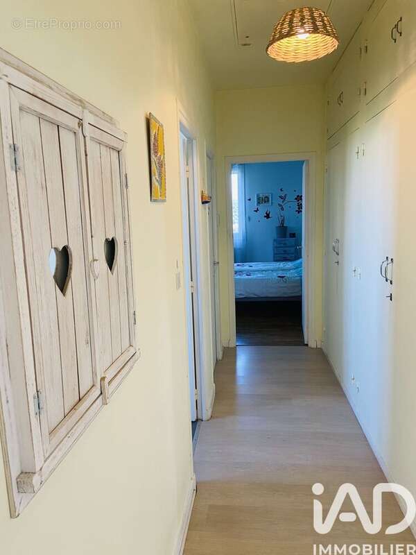 Maison 110 m² à Anglars-Juillac  - photo 8