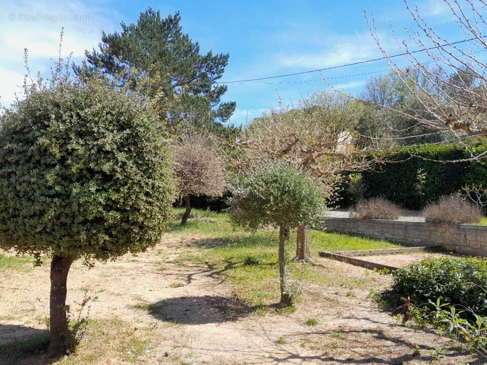 Terrain à GAREOULT