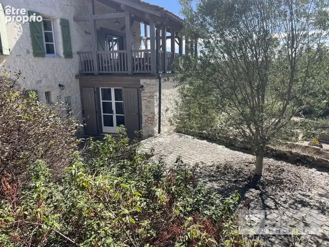 Maison à MONESTIES