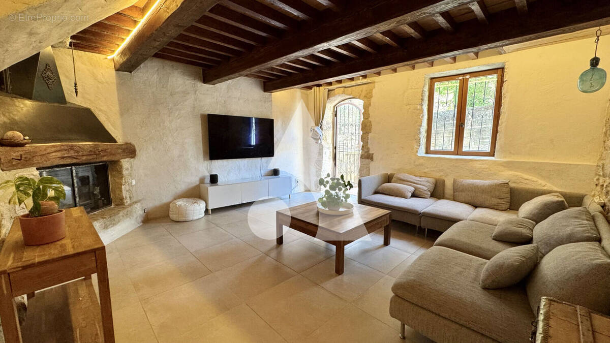 Maison à PERTUIS