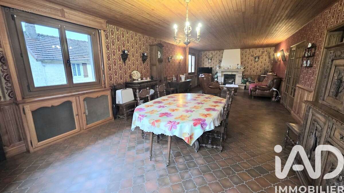 Photo 4 - Maison à GEVROLLES