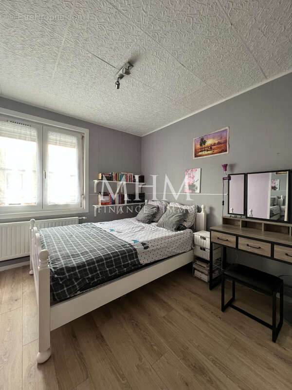 Maison à HELLEMMES-LILLE