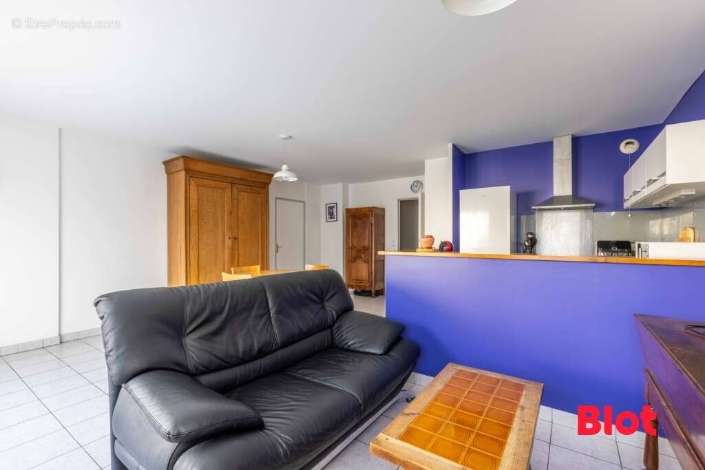 Appartement à CHAVAGNE