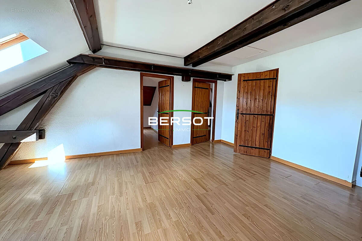 Appartement à VAUFREY