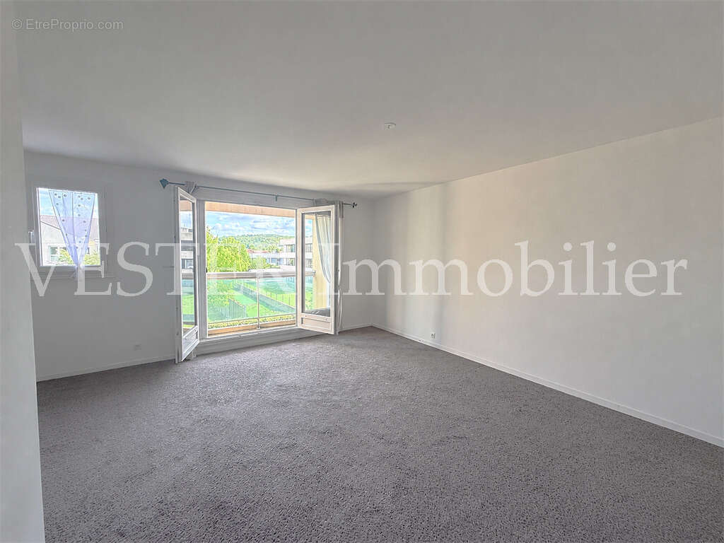 Appartement à CROISSY-SUR-SEINE