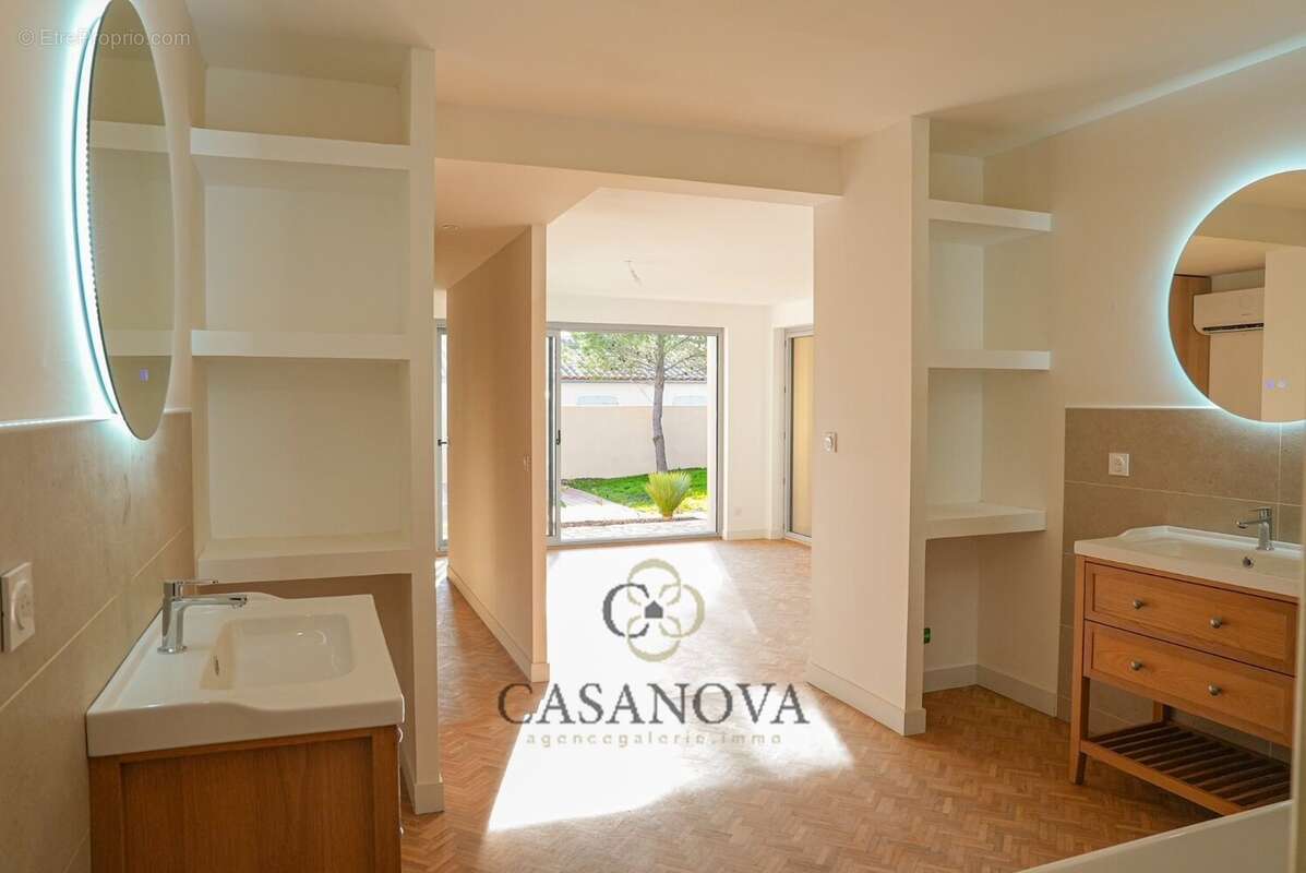 Villa entièrement rénovée face aux étangs - photo 14