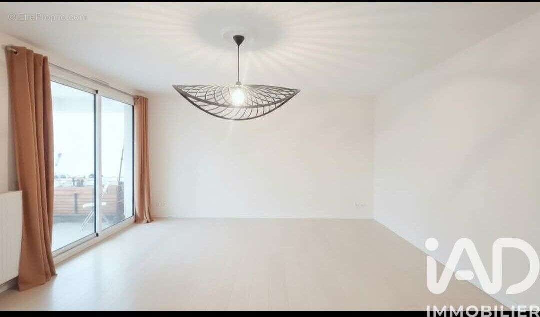 Photo 3 - Appartement à CALUIRE-ET-CUIRE