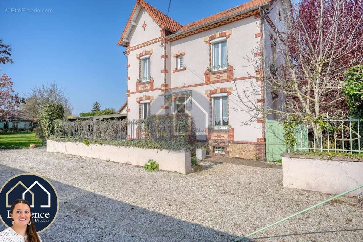 Maison à NOGENT-LE-ROI