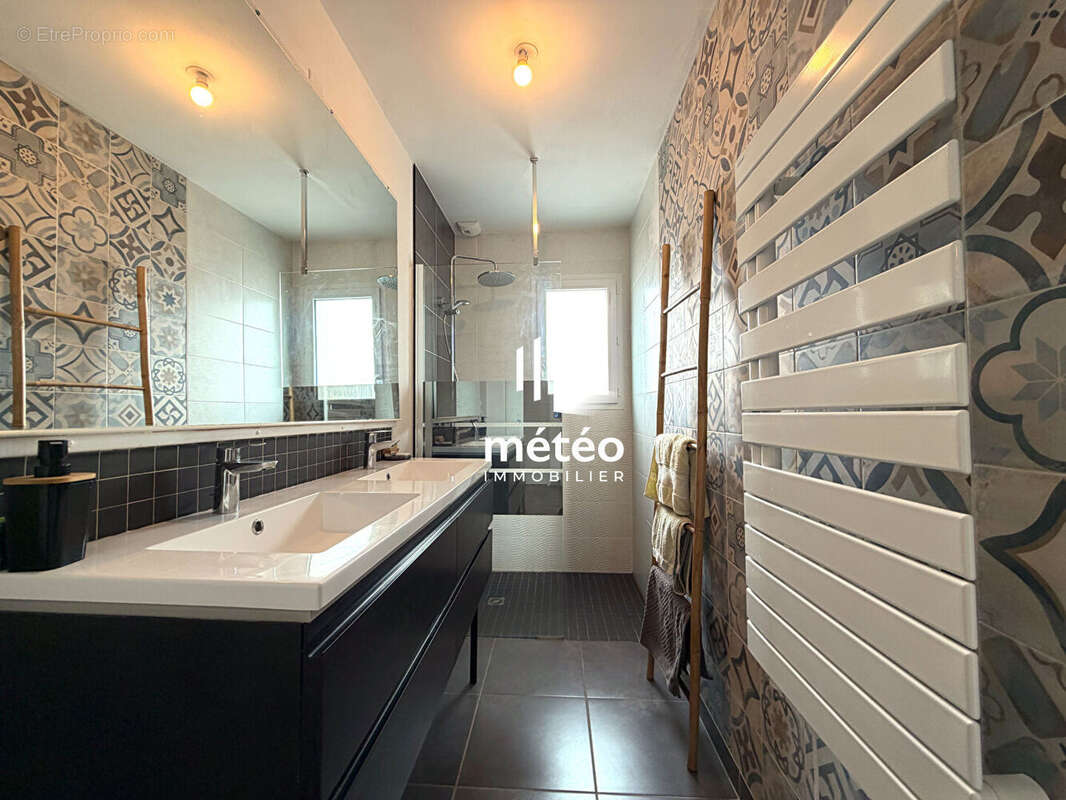 Maison à SAINT-VINCENT-SUR-JARD