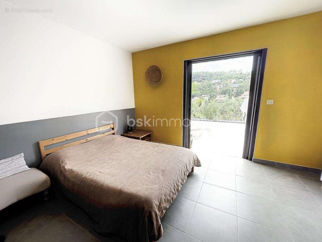 Maison à TRANS-EN-PROVENCE