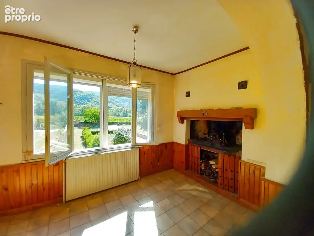 Maison individuelle avec grand jardin et grand garage. - photo 10