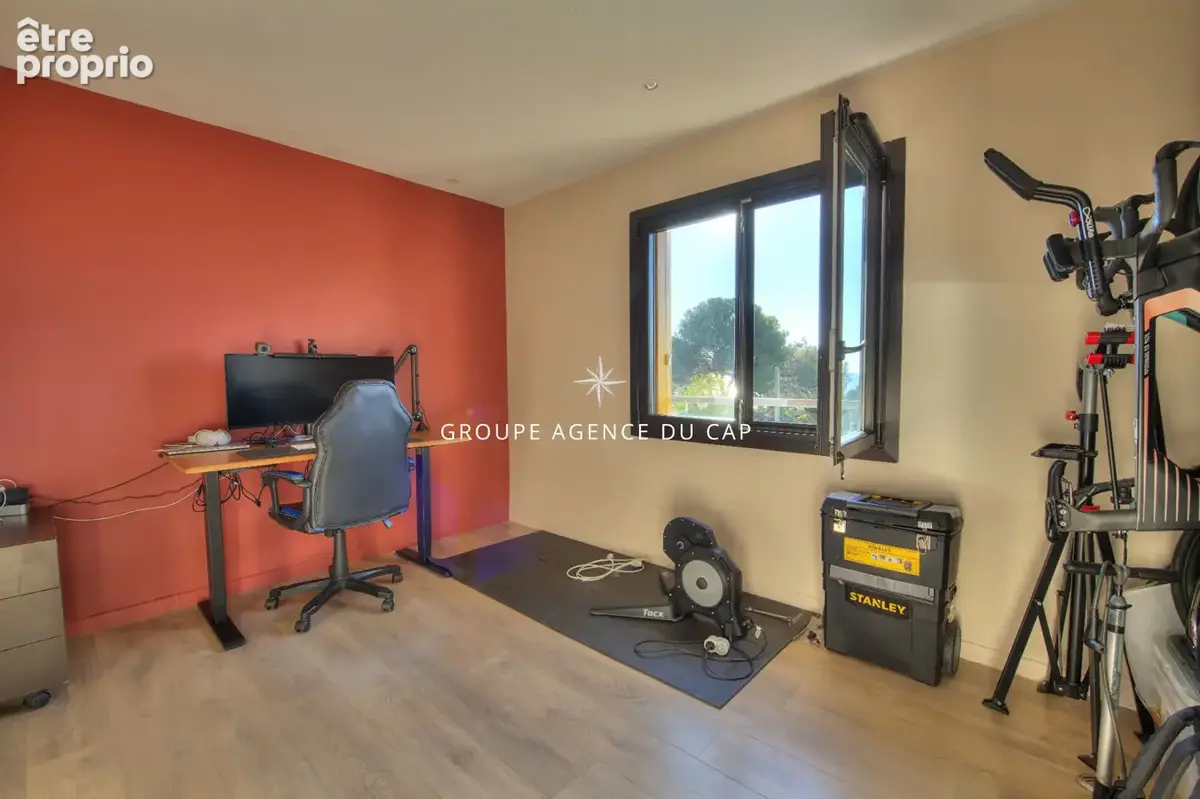 Appartement à Saint-Raphaël Boulouris, dernier étage vue mer ? à deux pas des plages - photo 8
