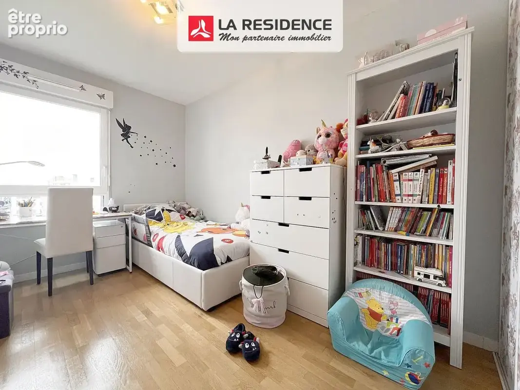 Appartement 5 pièces 97 m² à vendre à Velizy-Villacoublay (78140) - photo 9
