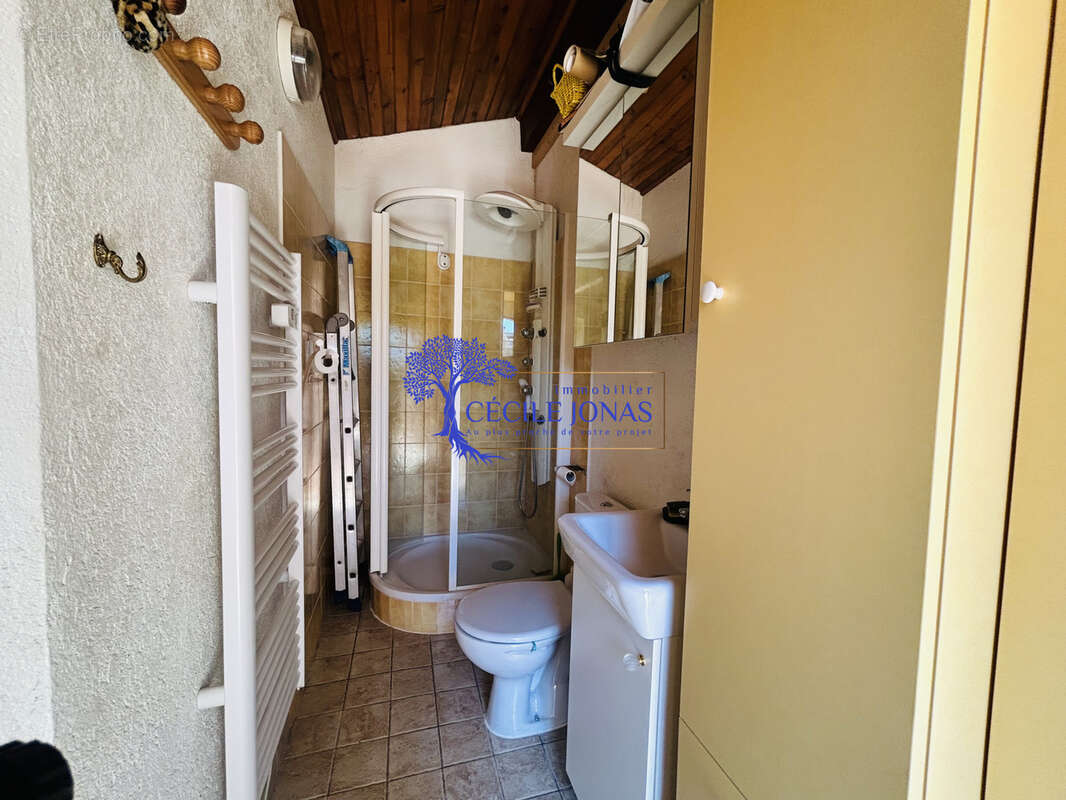 Appartement à CARQUEIRANNE