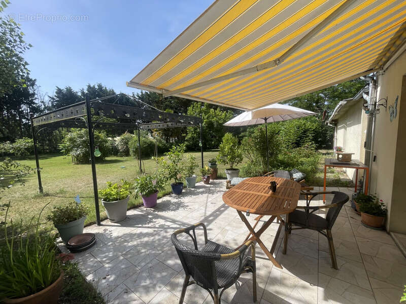 Maison à ALLONNES
