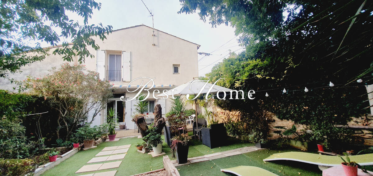 Maison à NIMES