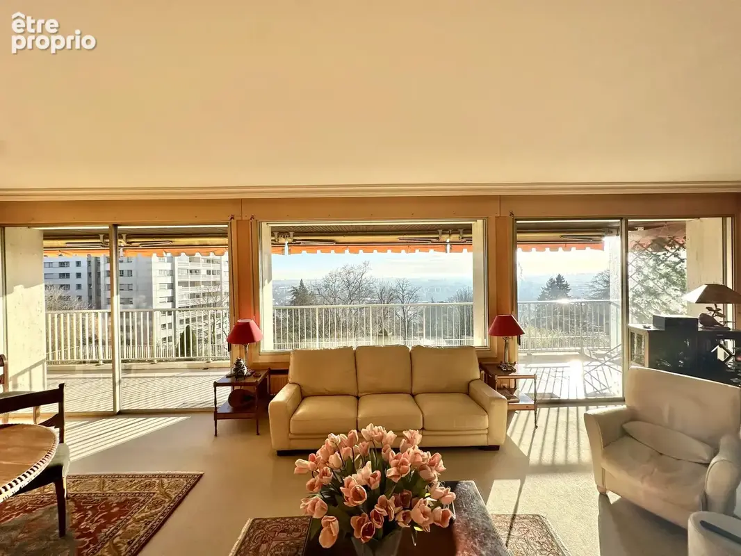 Photo Appartement à Sainte-Foy-Les-Lyon au prix de 545 000€