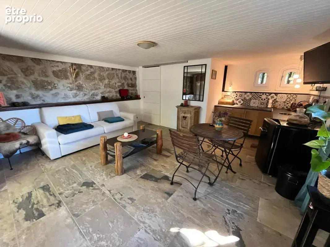 Mas en pierres LES VANS - terrain 1,8ha - photo 25