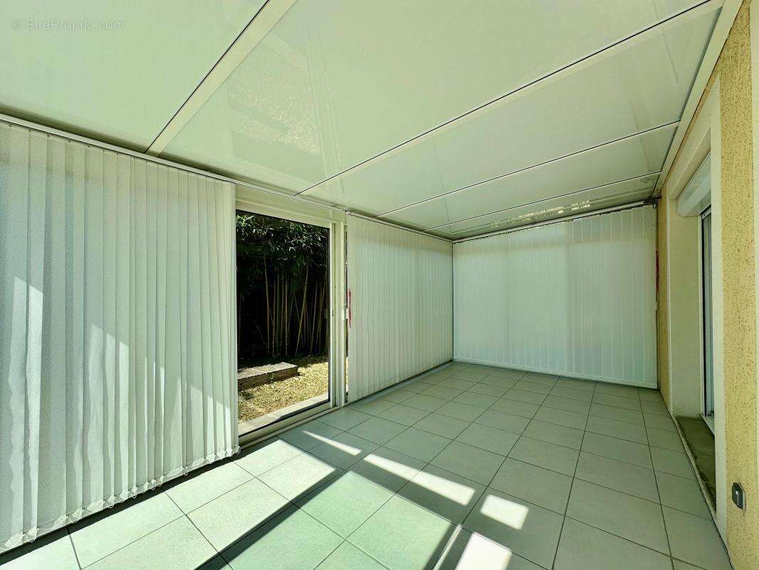 Maison Contemporaine de 118 m² sur une parcelle de 600M² – Haute Technologie & Clé en main – La Verpillière - photo 9