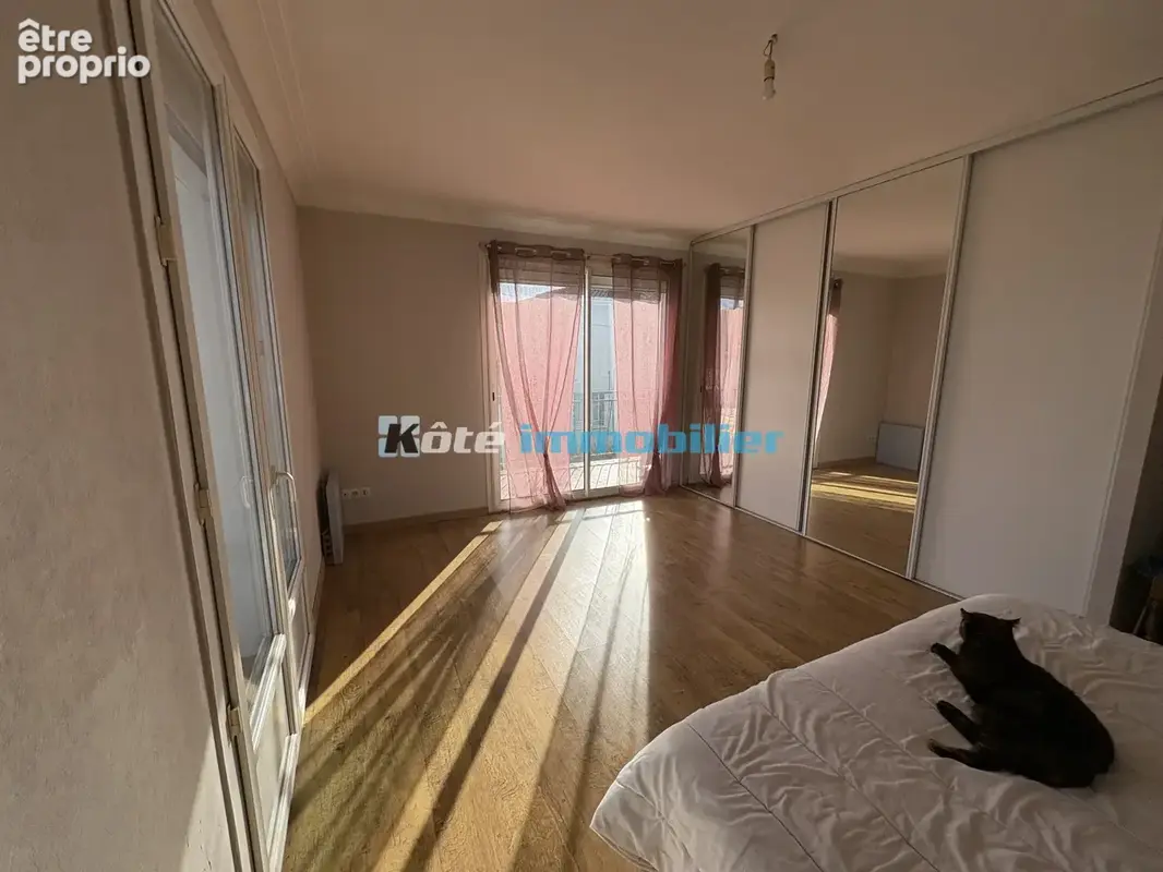Maison avec cinq chambres et un bureau - photo 9