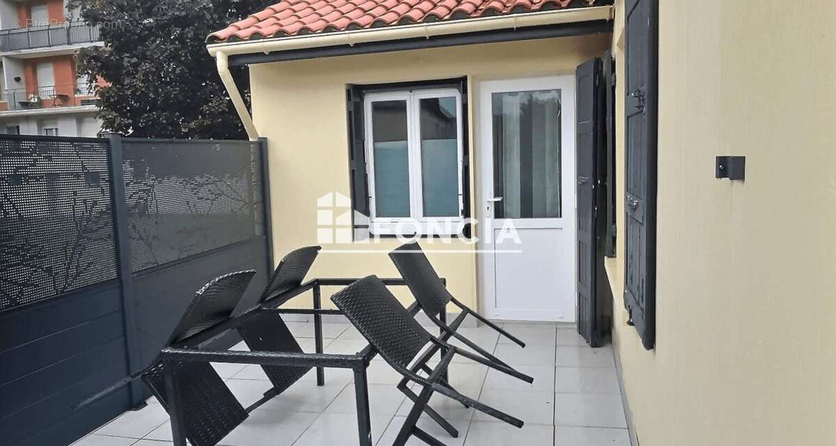 Maison à CONDRIEU