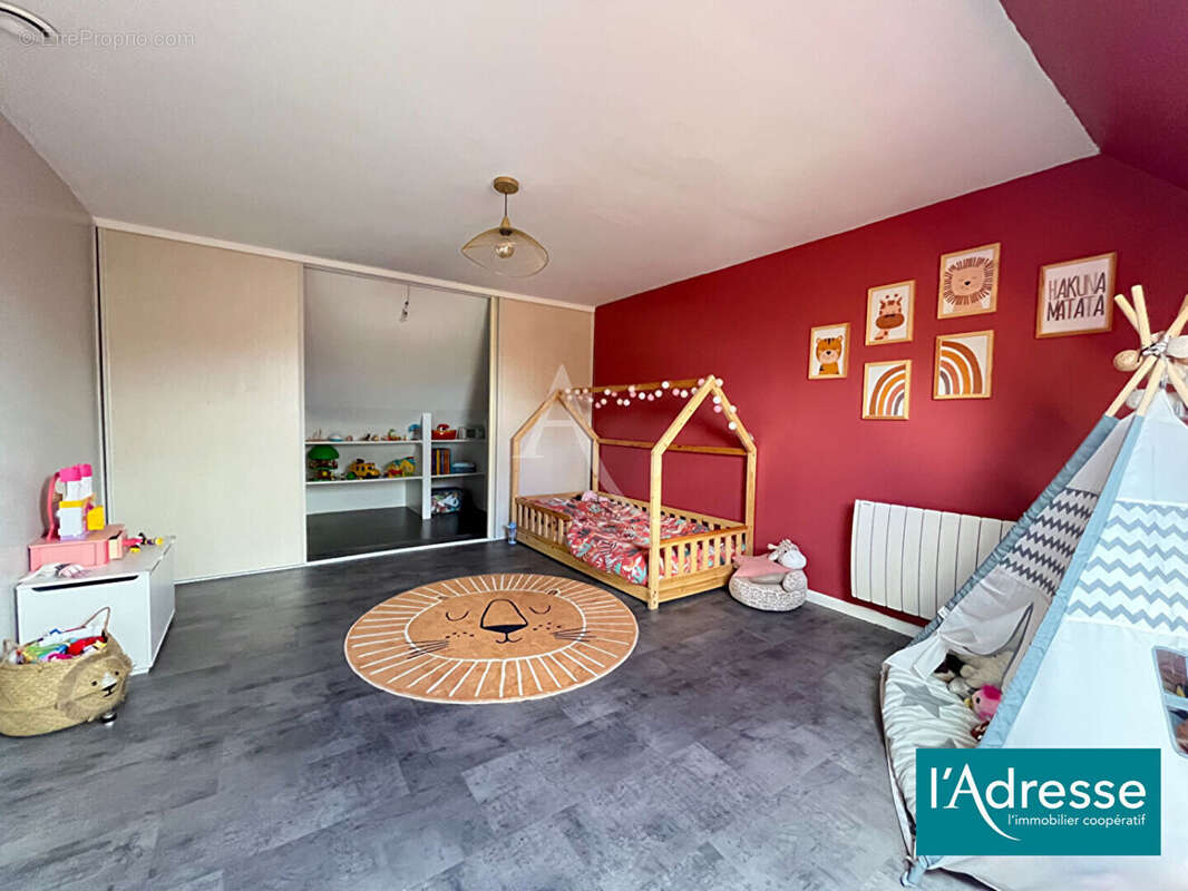 Maison à VILLE-EN-TARDENOIS