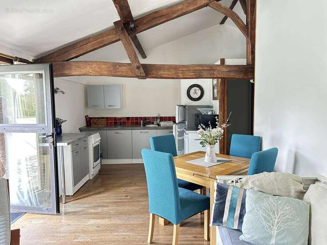 Maison à AUBETERRE-SUR-DRONNE