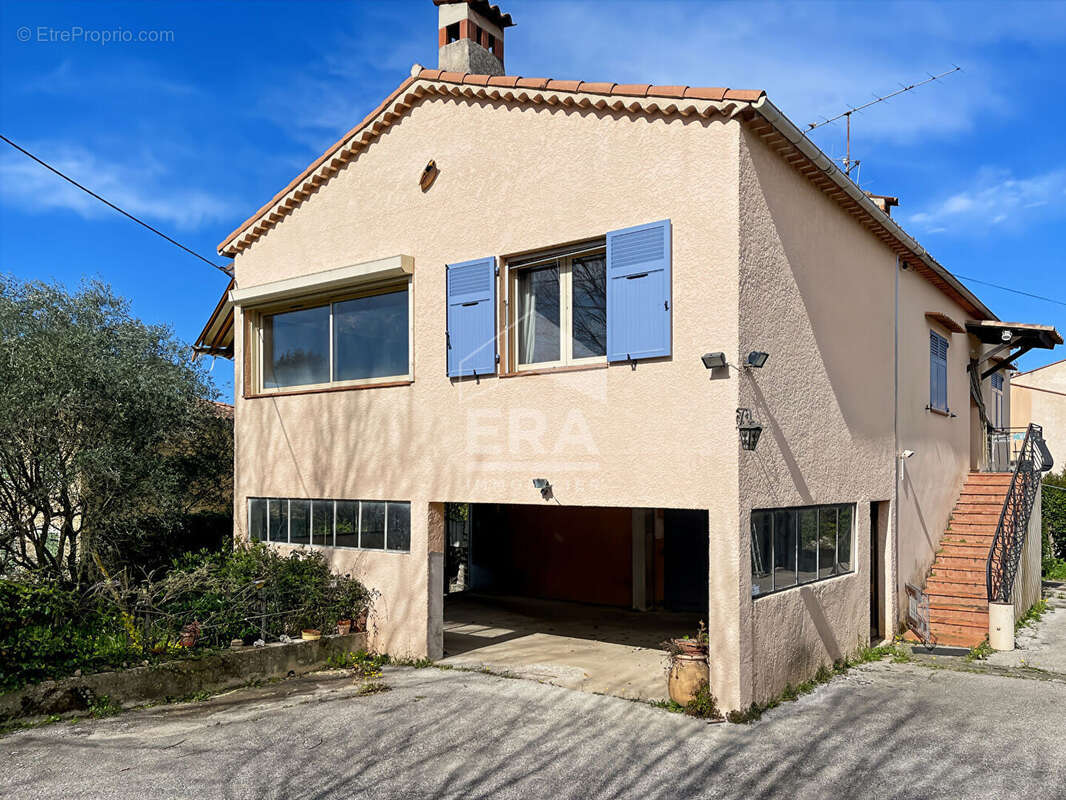 Maison à MOUANS-SARTOUX