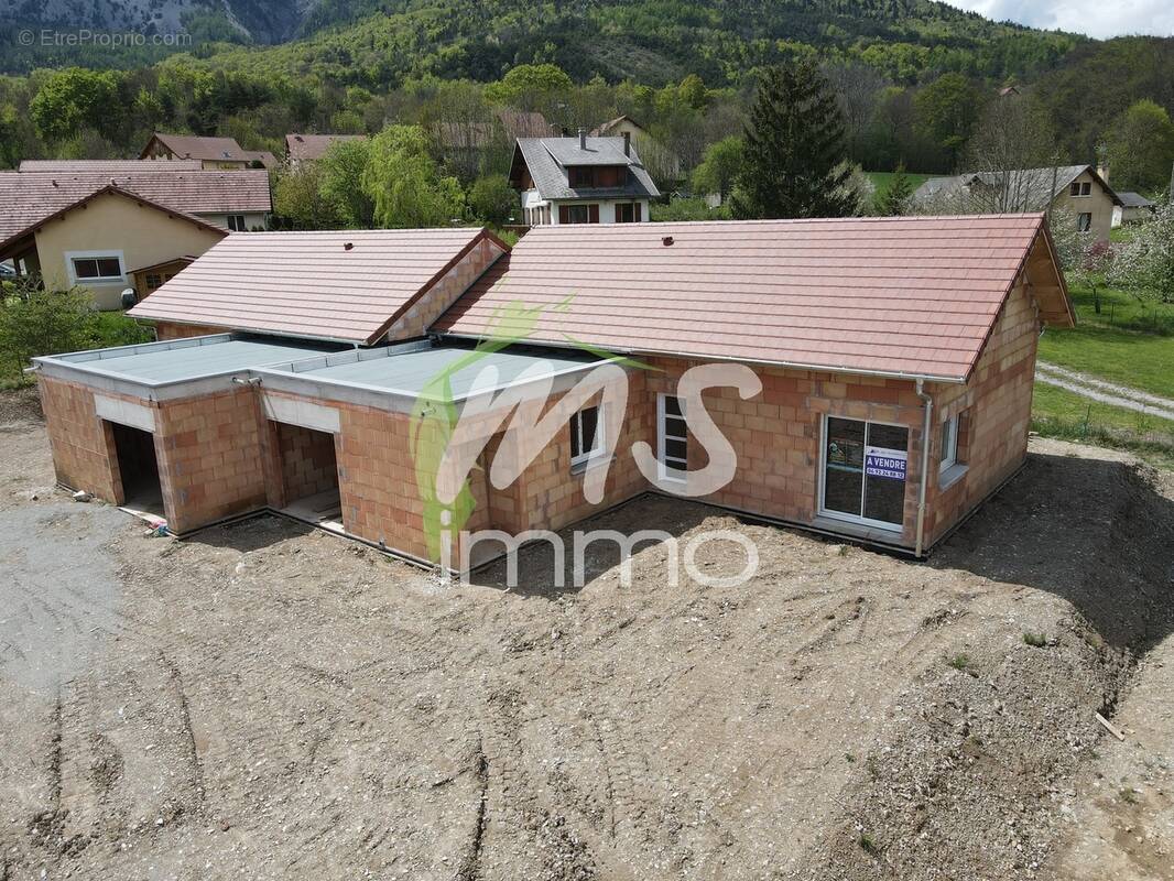 Maison à LA FARE-EN-CHAMPSAUR